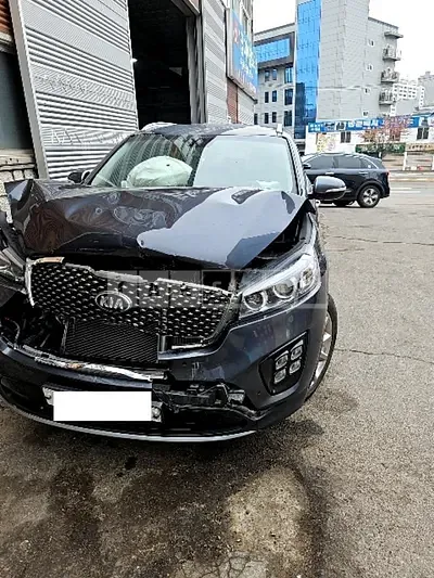 Photo 1 of 13: 2017 Kia Sorento, VIN KNAPH81ADHA368453 — Korean insurance auction
