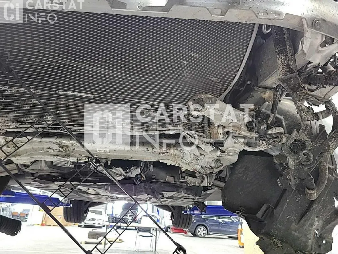 Photo 2 of 23: 2021 Mercedes-Benz E300e 4Matic, VIN W1KZF5EB5MA947862 — Korean insurance auction