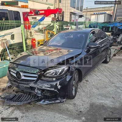 Photo 1 of 12: 2018 Mercedes-Benz C220d, VIN WDDWF0EB0JR348323 — Korean insurance auction