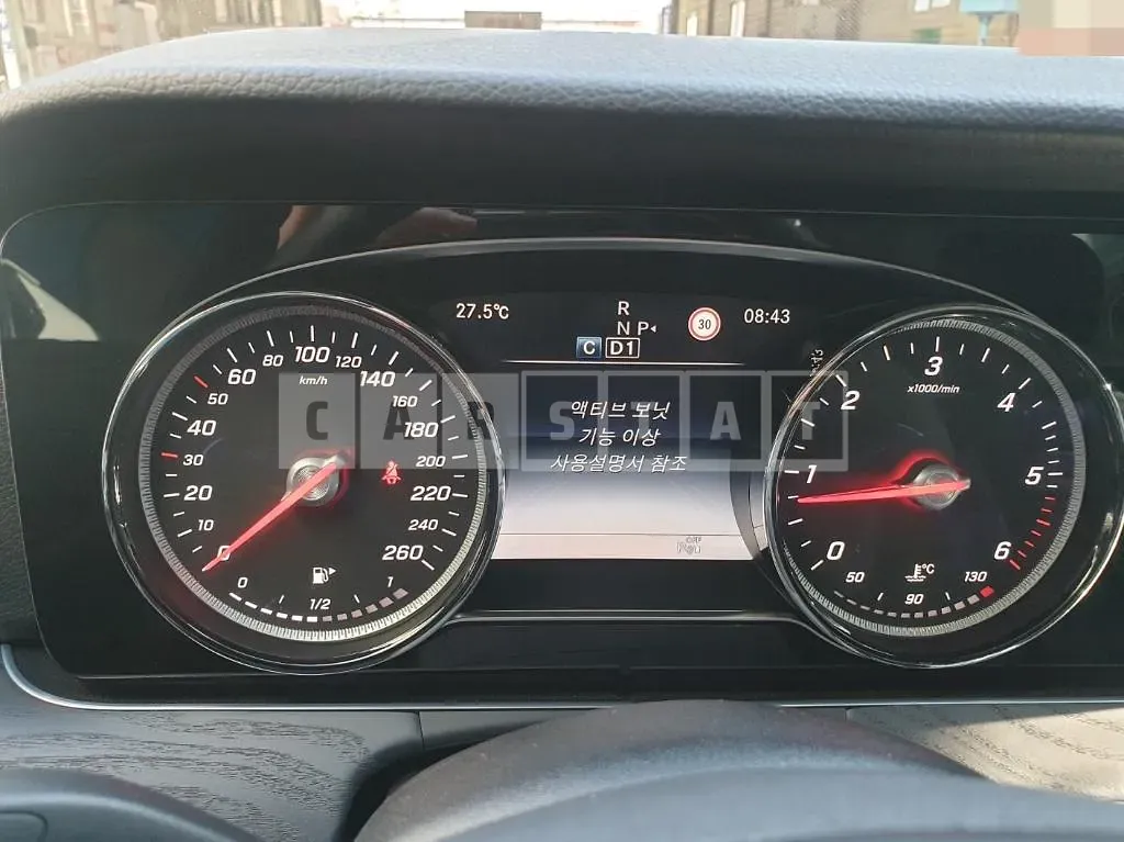Photo 2 of 24: 2016 Mercedes-Benz E220 d, VIN WDDZF0EB2HA107174 — Korean insurance auction