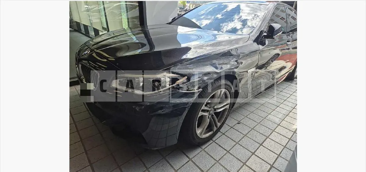 Photo 2 of 38: 2016 BMW 520d — Korean insurance auction