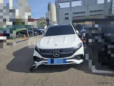 Photo 1 of 14: 2023 Mercedes-Benz EQB300 4Matic — Korean insurance auction