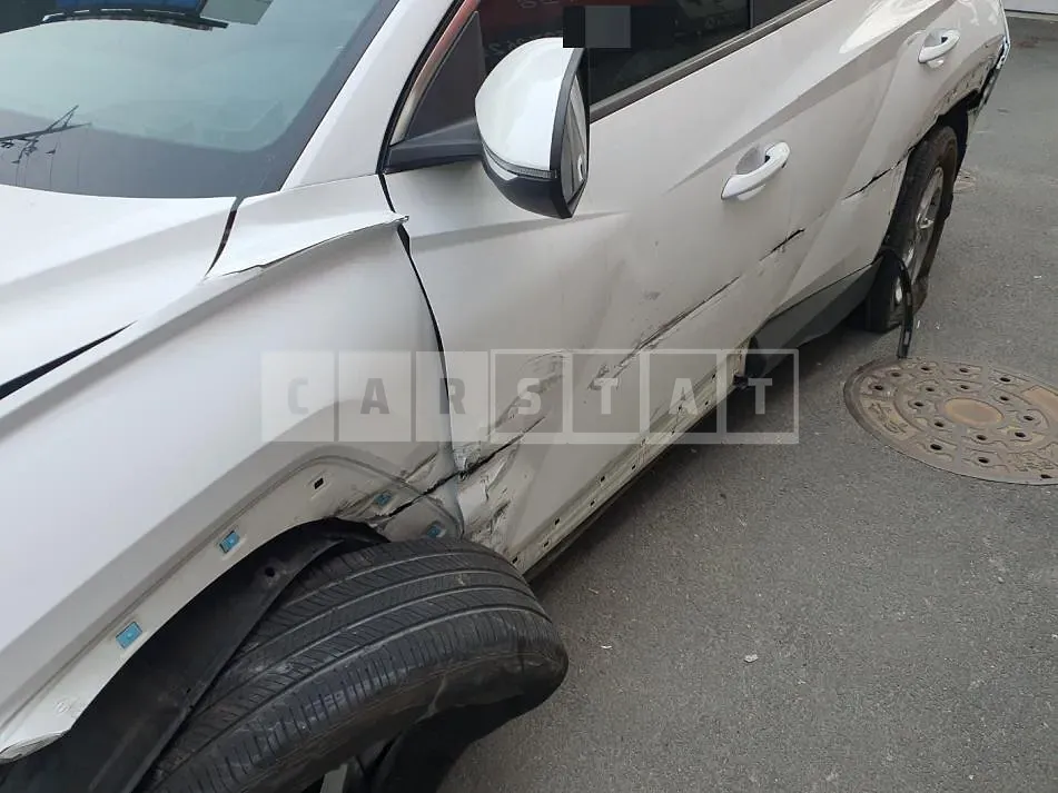 Photo 2 of 4: 2021 Hyundai Tucson 1.6 — Korean insurance auction