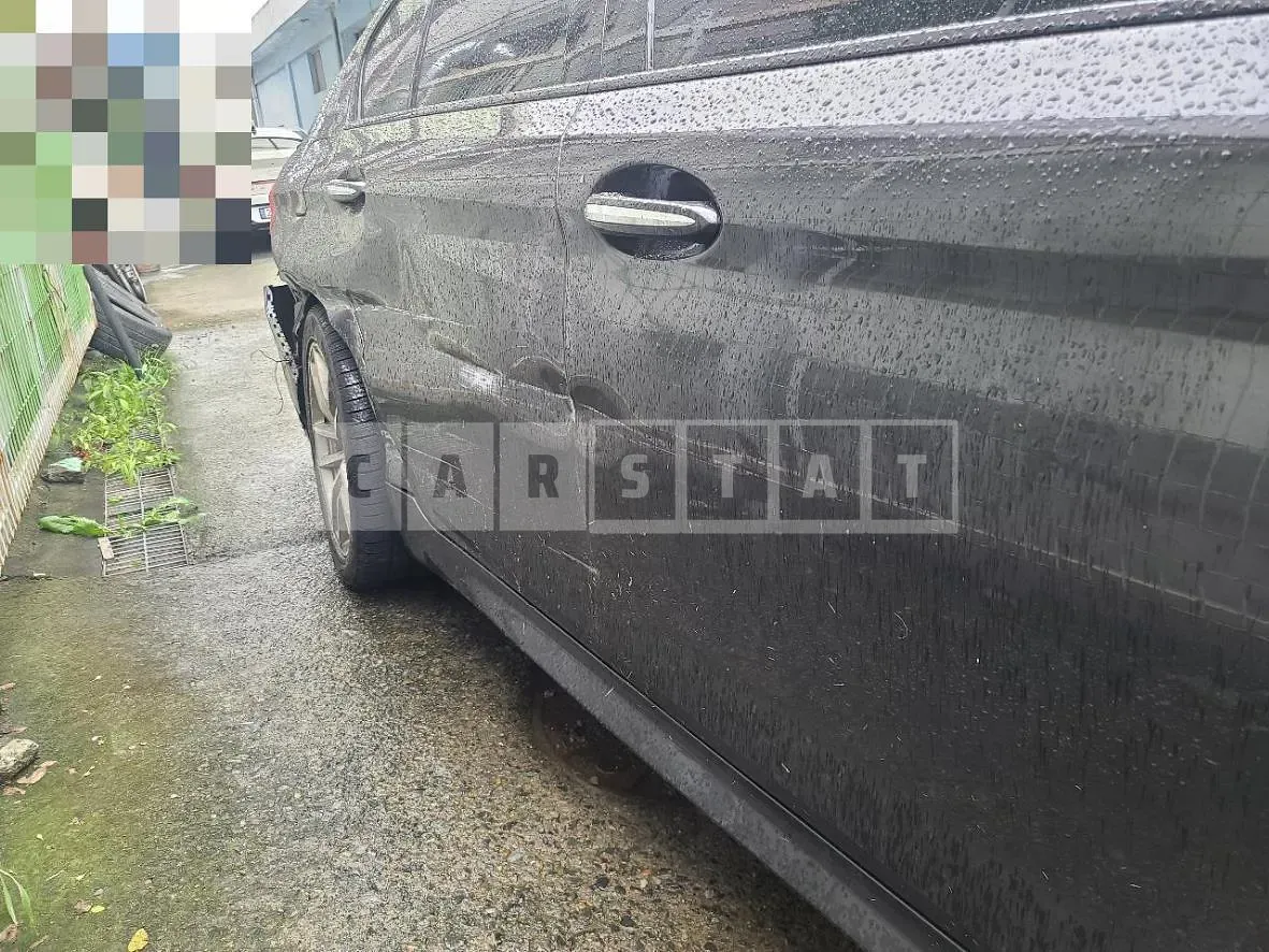 Photo 2 of 26: 2017 BMW 520d xDrive, VIN WBAJC5107HG850571 — Korean insurance auction