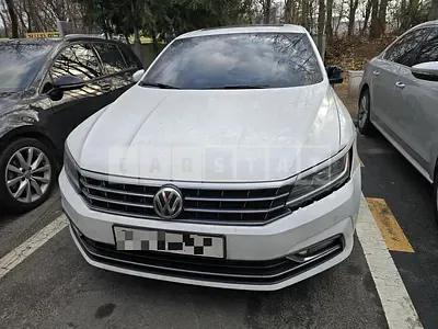 Photo 1 of 35: 2018 Volkswagen Passat 2.0 TSI — Korean insurance auction