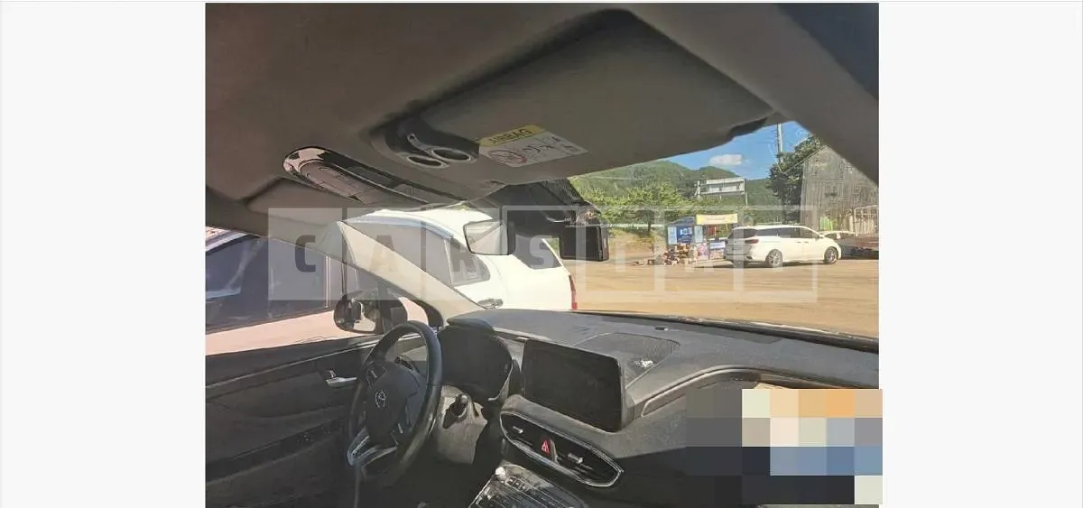 Photo 2 of 11: 2020 Hyundai Santa Fe TM — Korean insurance auction