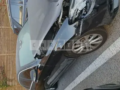 Photo 1 of 9: 2017 Mercedes-Benz E220d, VIN WDDZF0EB9HA107298 — Korean insurance auction