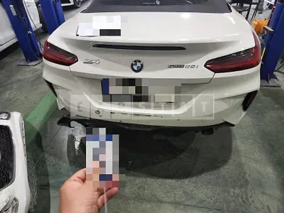 Photo 1 of 7: 2023 BMW Z4 sDrive20i — Korean insurance auction