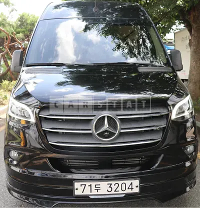 Photo 1 of 42: 2020 Mercedes-Benz Sprinter, VIN WDB907657LP135739 — Korean insurance auction