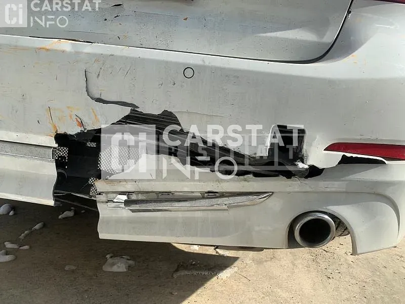 Photo 2 of 20: 2018 BMW 520i, VIN WBAJK710XJBP73292 — Korean insurance auction