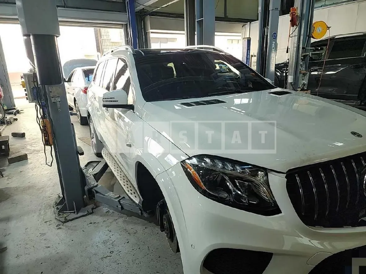 Photo 2 of 20: 2018 Mercedes-Benz GLS350 d 4Matic — Korean insurance auction