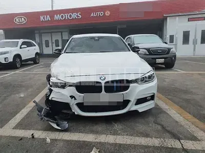 Photo 1 of 16: 2017 BMW 320d, VIN WBA8C5100HA069215 — Korean insurance auction