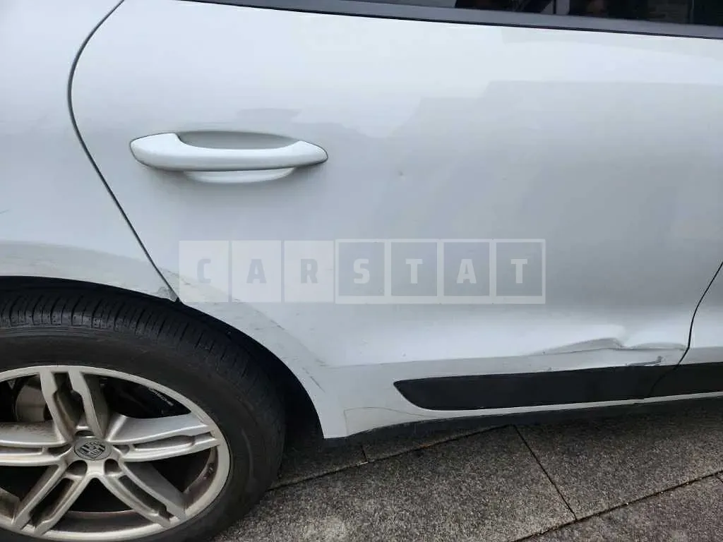 Photo 2 of 18: 2018 Porsche (parts) Macan Door, Bumper — Korean insurance auction