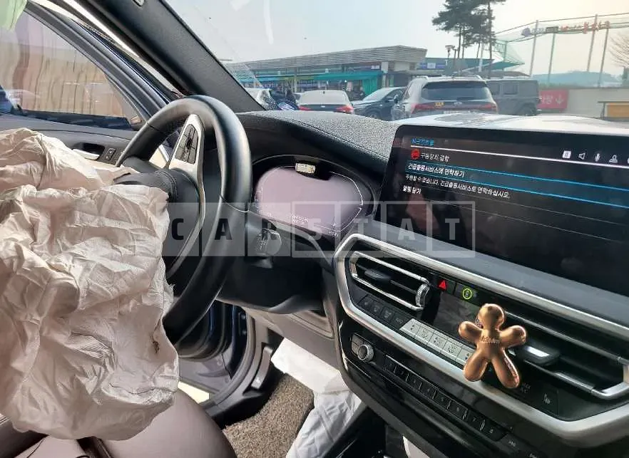 Photo 2 of 18: 2022 BMW iX3 M Sport — Korean insurance auction
