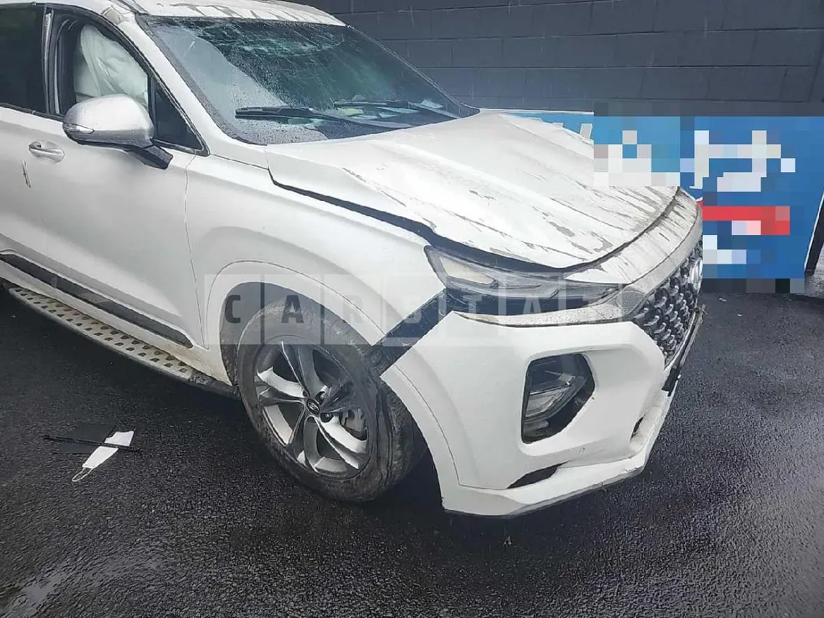 Photo 2 of 58: 2018 Hyundai Santa Fe TM 4WD — Korean insurance auction