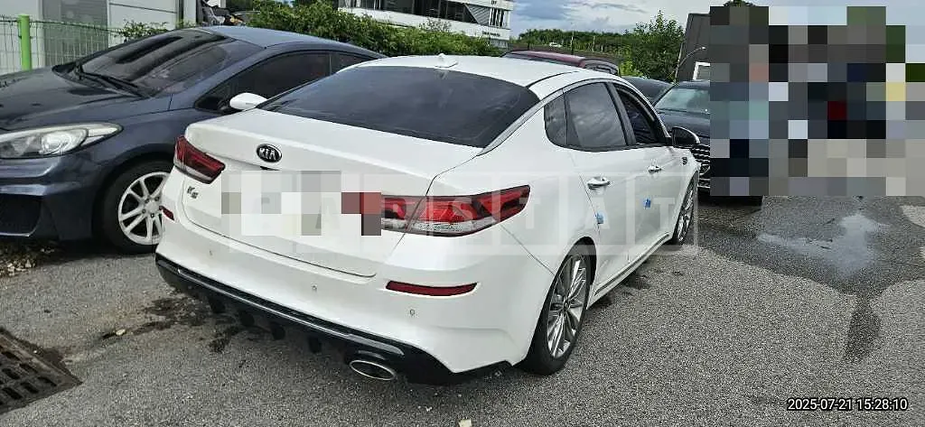 Photo 2 of 22: 2019 Kia K5 2.0 — Korean insurance auction