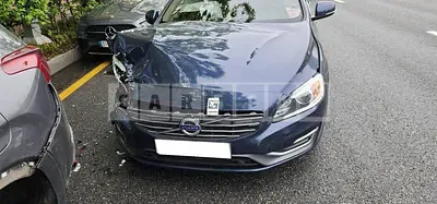 Photo 1 of 29: 2015 Volvo S60 D2, VIN YV1FS84BBF2364085 — Korean insurance auction