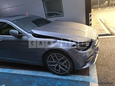 Photo 1 of 27: 2022 Mercedes-Benz E220d 4Matic, VIN W1KZF0FB1NB020418 — Korean insurance auction