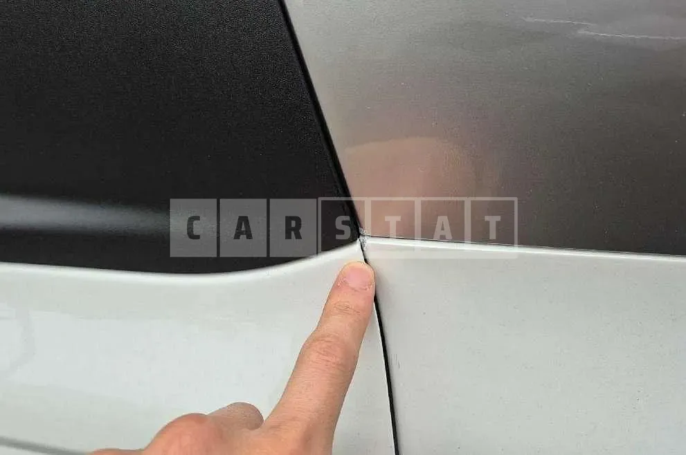 Photo 2 of 33: 2024 Kia Carnival — Korean insurance auction