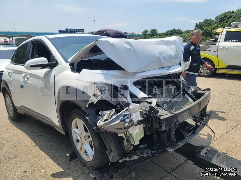 Photo 2 of 7: 2022 Hyundai Kona, VIN KMHK381BENU906022 — Korean insurance auction