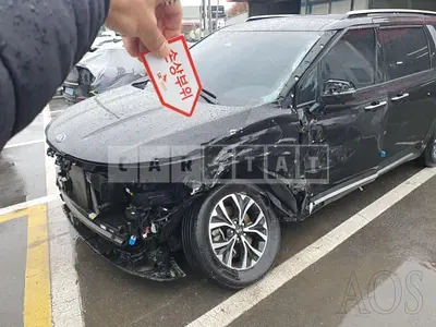 Photo 1 of 15: 2021 Kia Carnival, VIN KNANC81BBMS033807 — Korean insurance auction