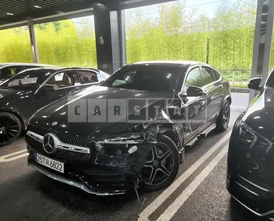 Photo 1 of 9: 2023 Mercedes-Benz GLC300 4Matic Coupe — Korean insurance auction