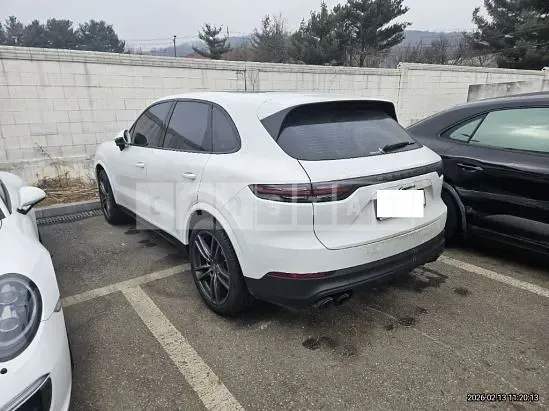 Photo 2 of 50: 2023 Porsche Cayenne — Korean insurance auction