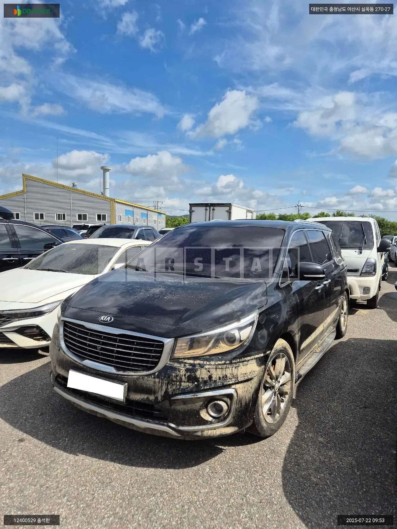 Photo 2 of 11: 2017 Kia Carnival 2.2 (Diesel, 9 Seater), VIN KNAMD81ABJS375802 — Korean insurance auction
