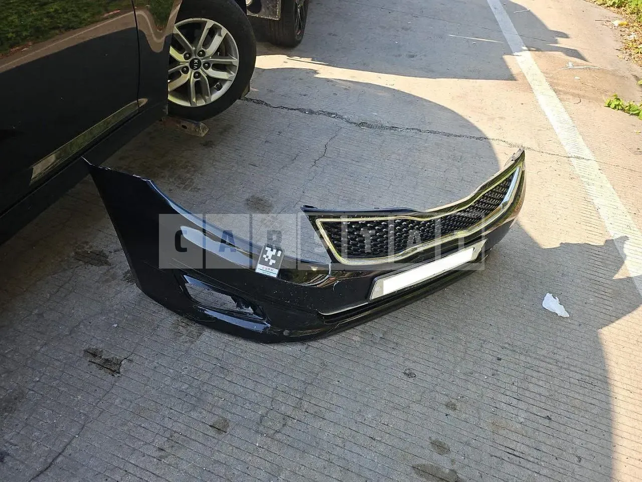 Photo 2 of 5: 2015 Kia K5, VIN KNAGL419BFA615041 — Korean insurance auction