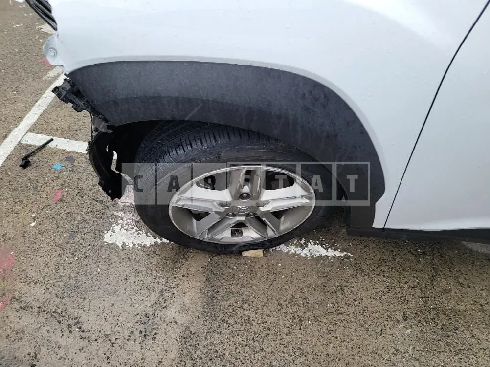 Photo 2 of 10: 2021 Hyundai Kona Gasoline — Korean insurance auction