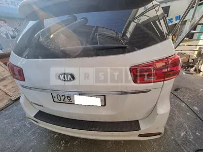 Photo 1 of 28: 2018 Kia Carnival, VIN KNAMB81ABKS462426 — Korean insurance auction