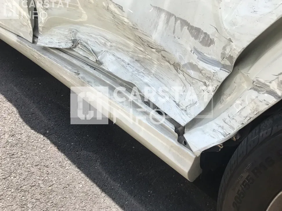 Photo 2 of 23: 2016 Mercedes-Benz B200 d — Korean insurance auction