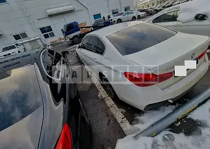 Photo 2 of 9: 2020 BMW 530i M Sport Package, VIN WBAJR5104LCE82917 — Korean insurance auction