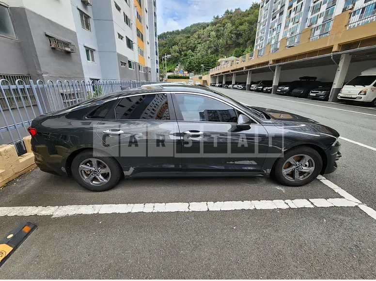 Photo 2 of 19: 2020 Kia K5 — Korean insurance auction