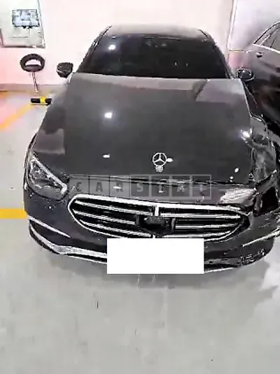 Photo 1 of 11: 2023 Mercedes-Benz E250 — Korean insurance auction