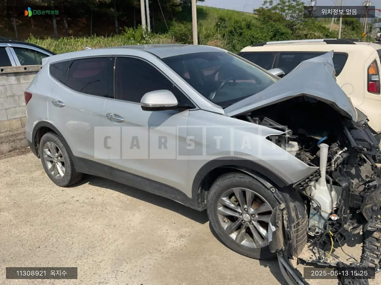 Photo 2 of 9: 2015 Hyundai Santa Fe, VIN KMHSU81UBGU559665 — Korean insurance auction