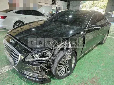 Photo 1 of 7: 2015 Genesis Dh 3.8 — Korean insurance auction