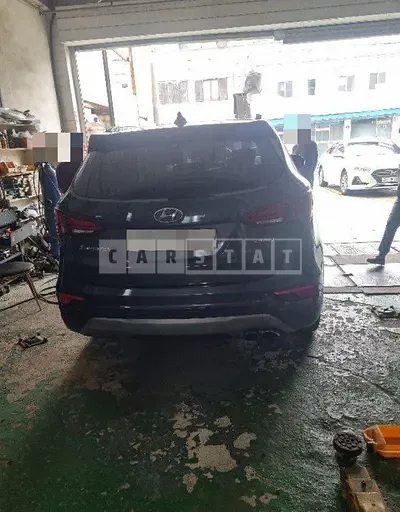 Photo 1 of 19: 2016 Hyundai Santa Fe DM — Korean insurance auction
