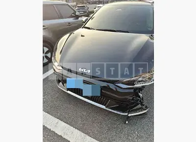 Photo 1 of 11: 2023 Kia EV6 Long Range Earth Electric Car — Korean insurance auction
