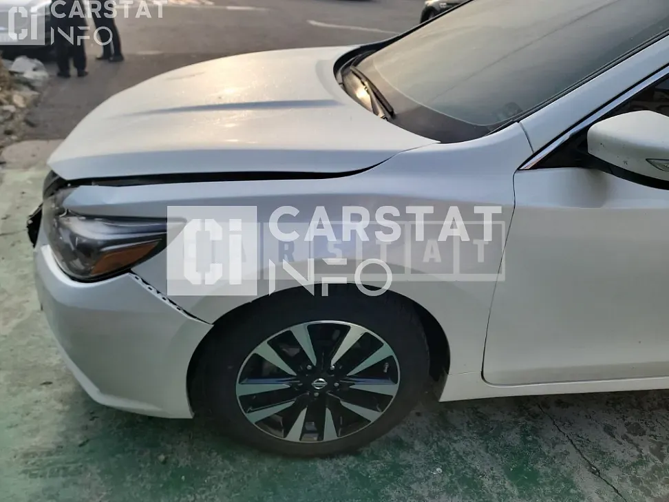 Photo 2 of 34: 2018 Nissan Altima 2.5 — Korean insurance auction