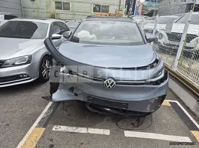 Photo 1 of 21: 2022 Volkswagen ID.4 Pro — Korean insurance auction