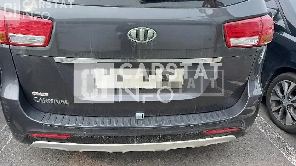 Photo 2 of 15: 2015 Kia Carnival 9-Seater, VIN KNAME81ABGS173765 — Korean insurance auction