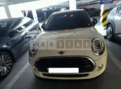 Photo 1 of 19: 2018 MINI Cooper Five-Door — Korean insurance auction