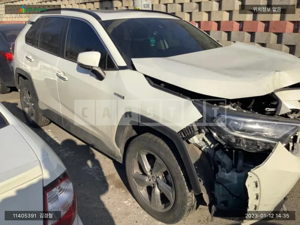 Photo 2 of 10: 2019 Toyota Lave 4 Hybrid AWD, VIN JTMDWRFV8KD021763 — Korean insurance auction