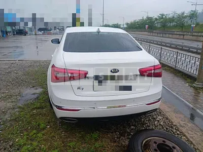 Photo 1 of 6: 2016 Kia K7 2.4 — Korean insurance auction