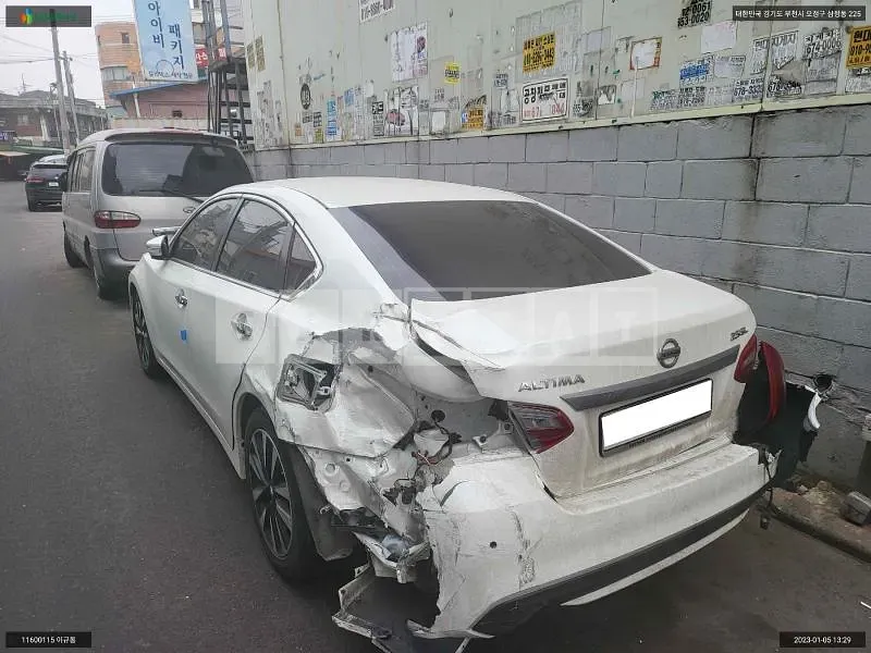 Photo 2 of 10: 2018 Nissan Altima, VIN 1N4AL3AP5JC144528 — Korean insurance auction