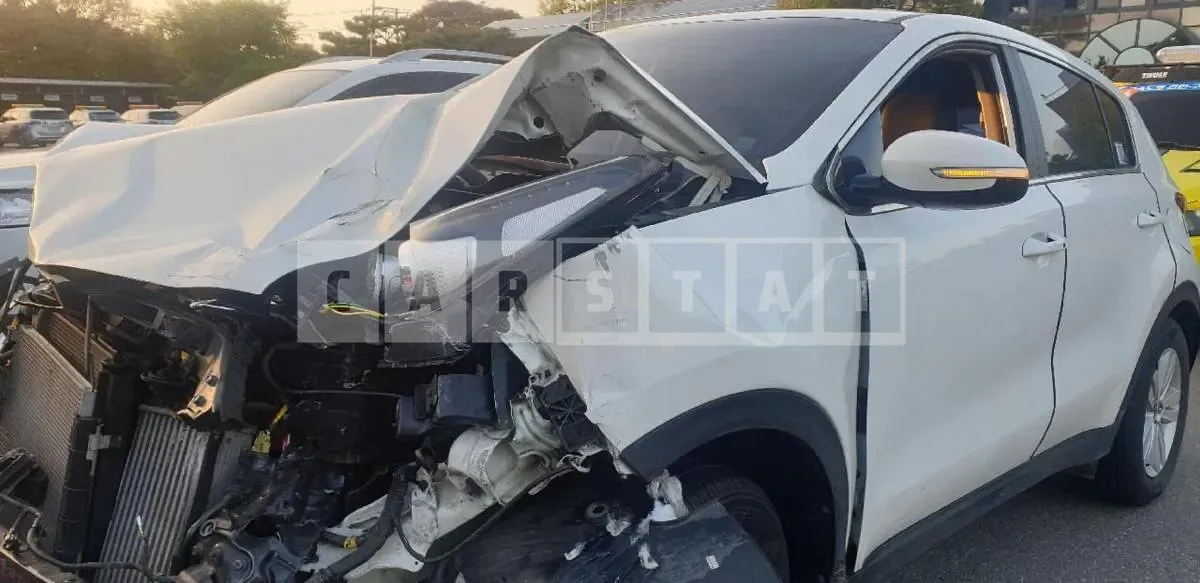 Photo 2 of 16: 2016 Kia Sportage 1.7, VIN KNAPN815GHK180394 — Korean insurance auction