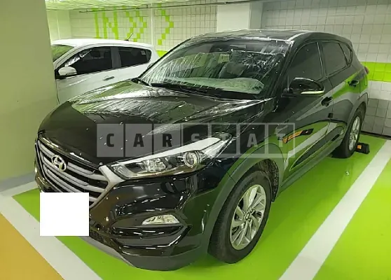 Photo 2 of 12: 2016 Hyundai Tucson, VIN KMHJ281ABGU061569 — Korean insurance auction