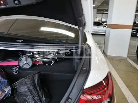 Photo 2 of 24: 2021 Mercedes-Benz E300 e 4Matic — Korean insurance auction