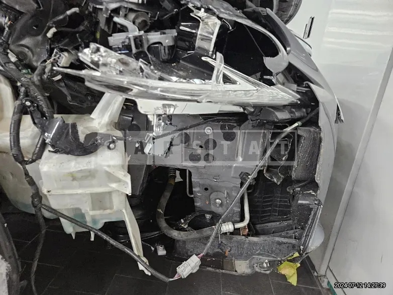 Photo 2 of 17: 2015 Lexus ES300h — Korean insurance auction
